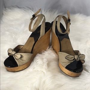 Michael Michael Kors wedge size 9